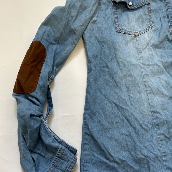 Ci Sono Western Pearl Snap Denim Shirt Womens M Faded Elbow Patch Boho Roll Tab - Picture 10 of 16